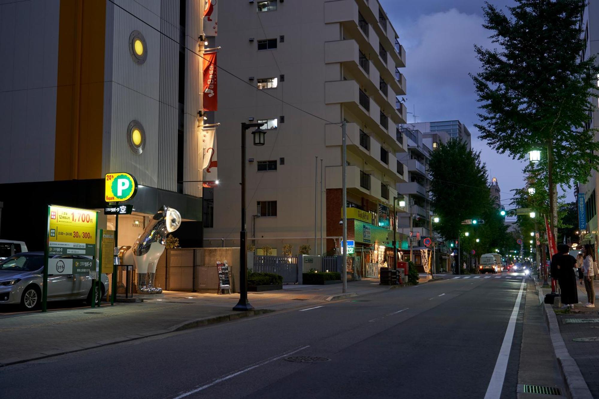 Webase Hakata Hostel Fukuoka  Eksteriør bilde